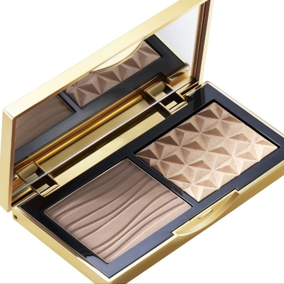 MAC Sculpt & Glow Duo Highlight & Contour Palette - Picture 1 of 7